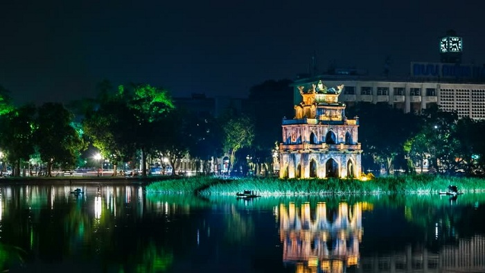 Trải nghiệm thú vị với 5 cảnh đẹp Hà Nội về đêm